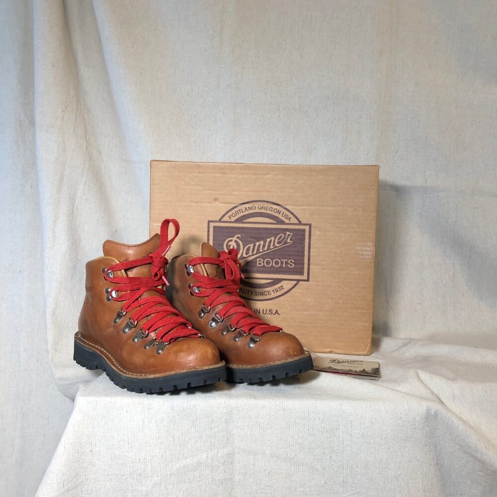 Danner Hiking Boots Mountain Light Cascade 8M - Picture 2 of 14